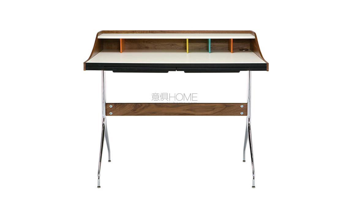 Nelson Swag Leg Desk and Tables 桌子