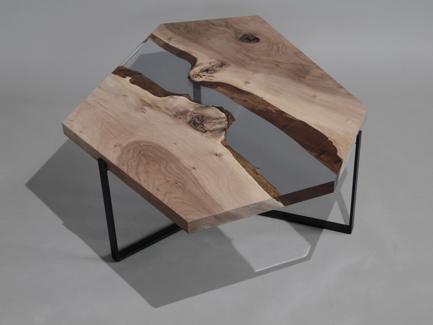 alcarolCRYSTAL WALNUT边几