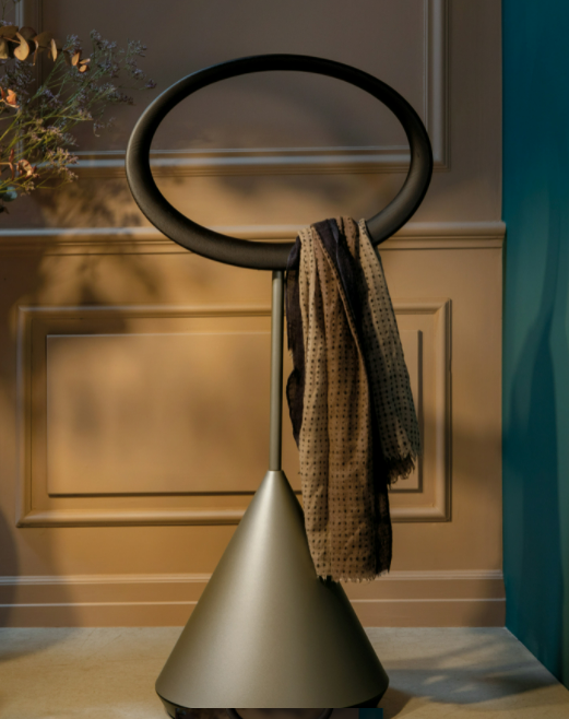 TONINCASAMiro衣帽间