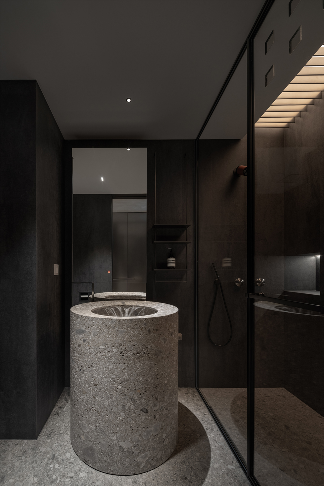 【深圳海景大平层配送实拍】奢华豪宅的Antonio Lupi的卫浴美学